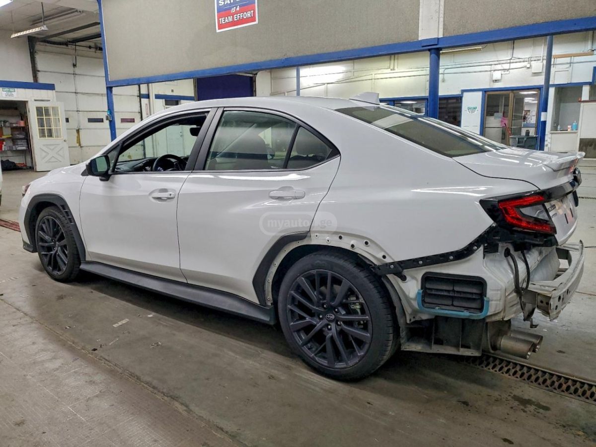Subaru WRX 2023 — photo 2