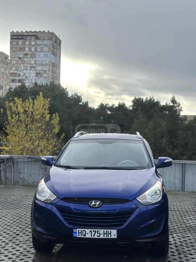 Hyundai Tucson 2012 — photo 2