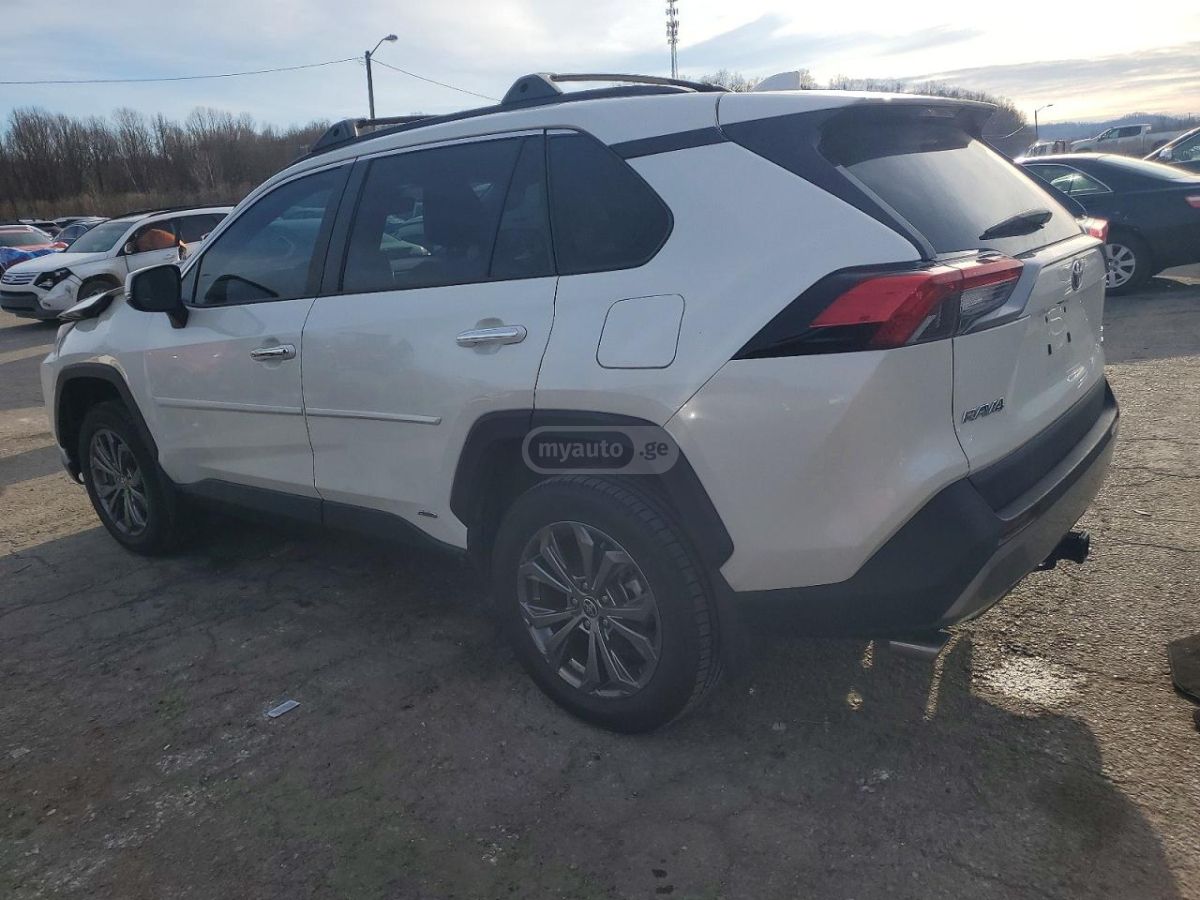 Toyota RAV4 2022 — photo 2