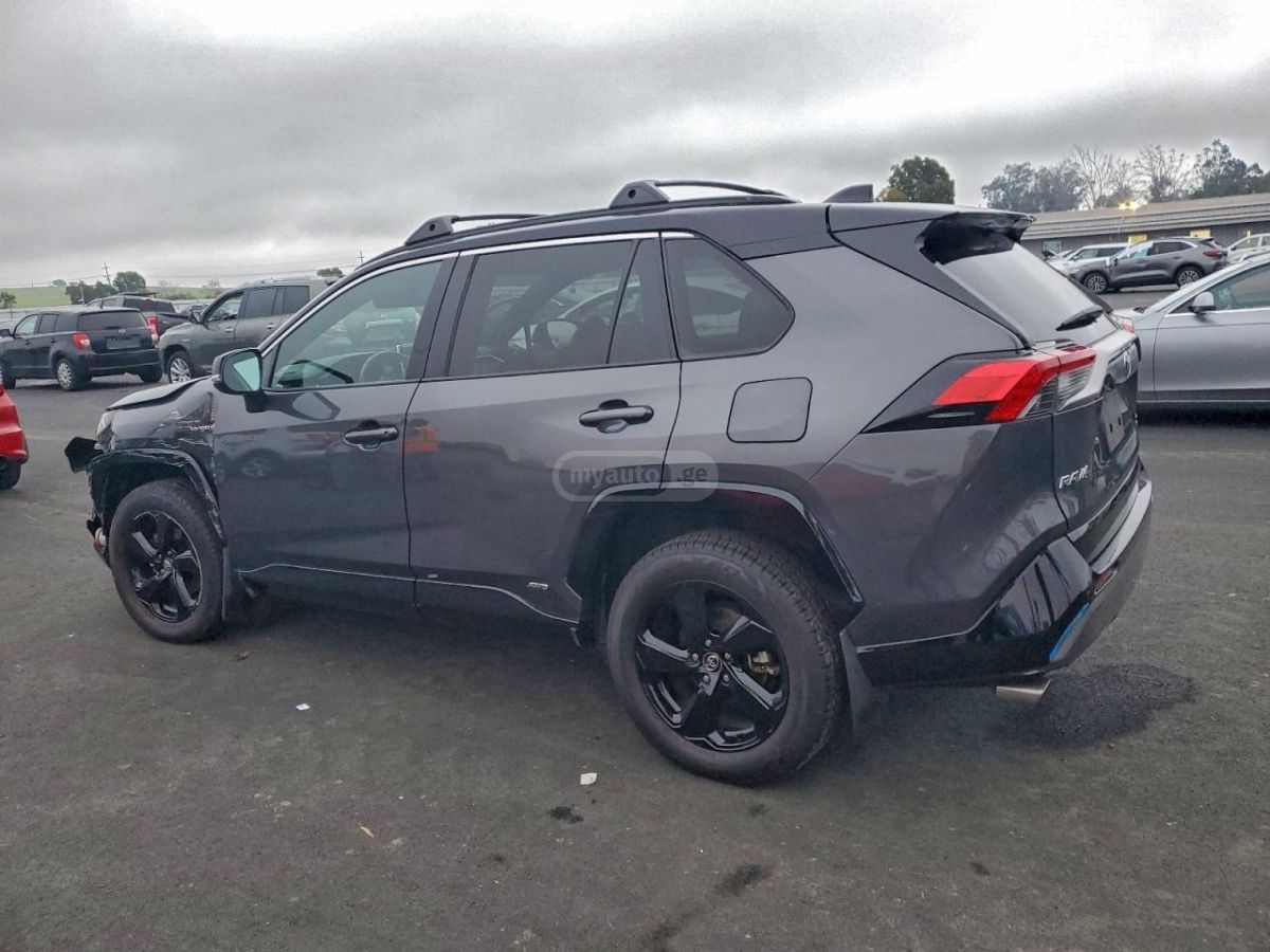 Toyota RAV 4 2020 — photo 2