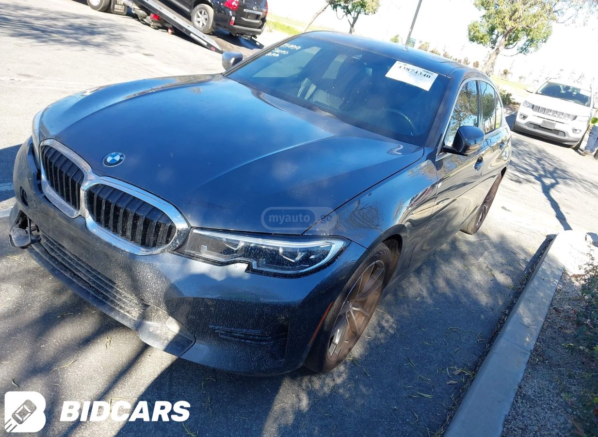 BMW 330 2019 — photo 2