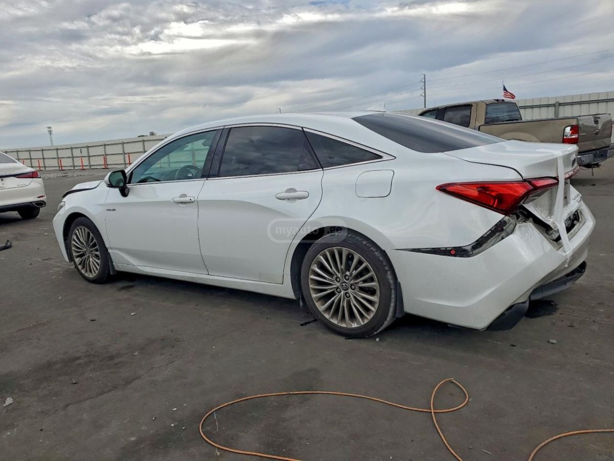 Toyota Avalon 2020 — photo 2