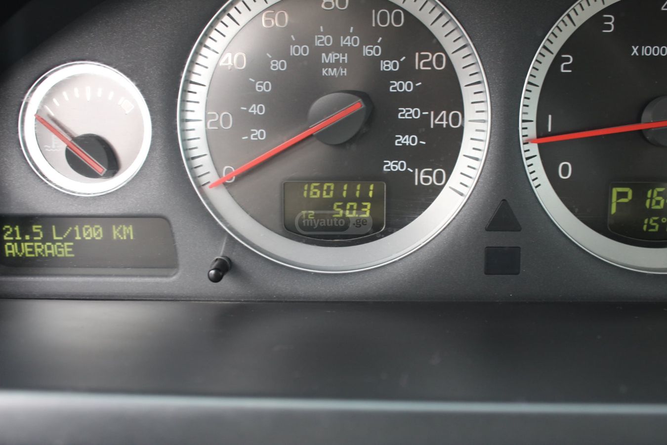 Volvo XC90 2010 — photo 2