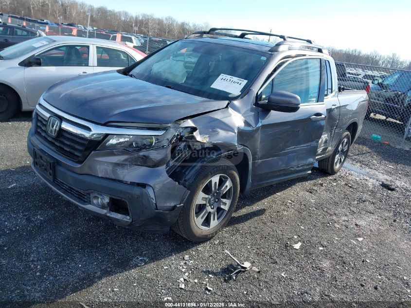 Honda Ridgeline 2019 — photo 2