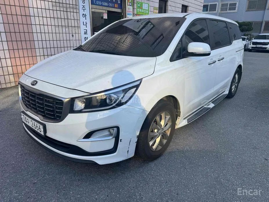 Kia Carnival 2020 — photo 2