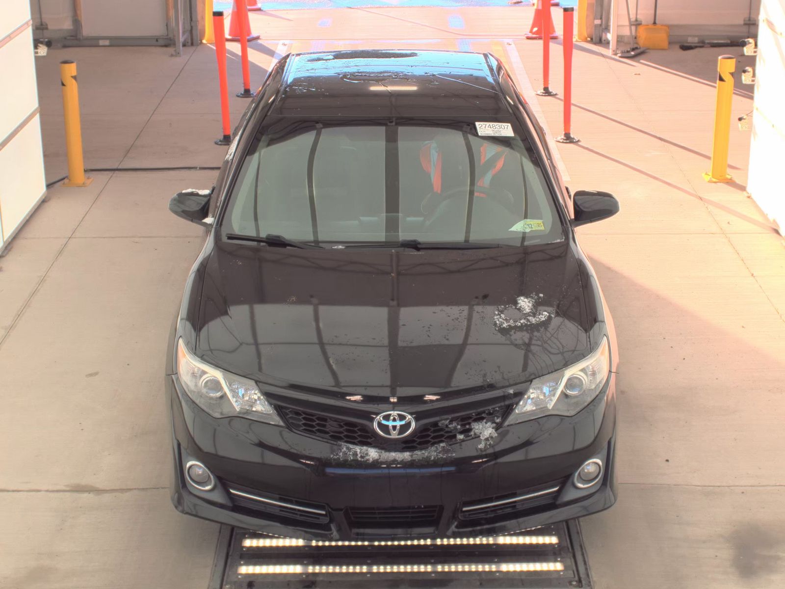 Toyota Camry 2014 — photo 2