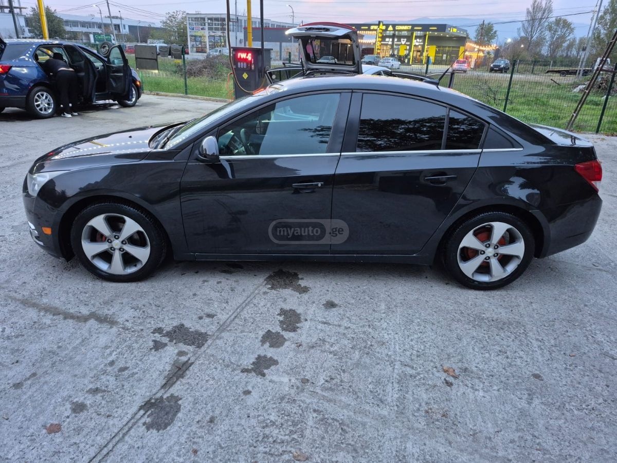 Chevrolet Cruze 2014 — photo 2