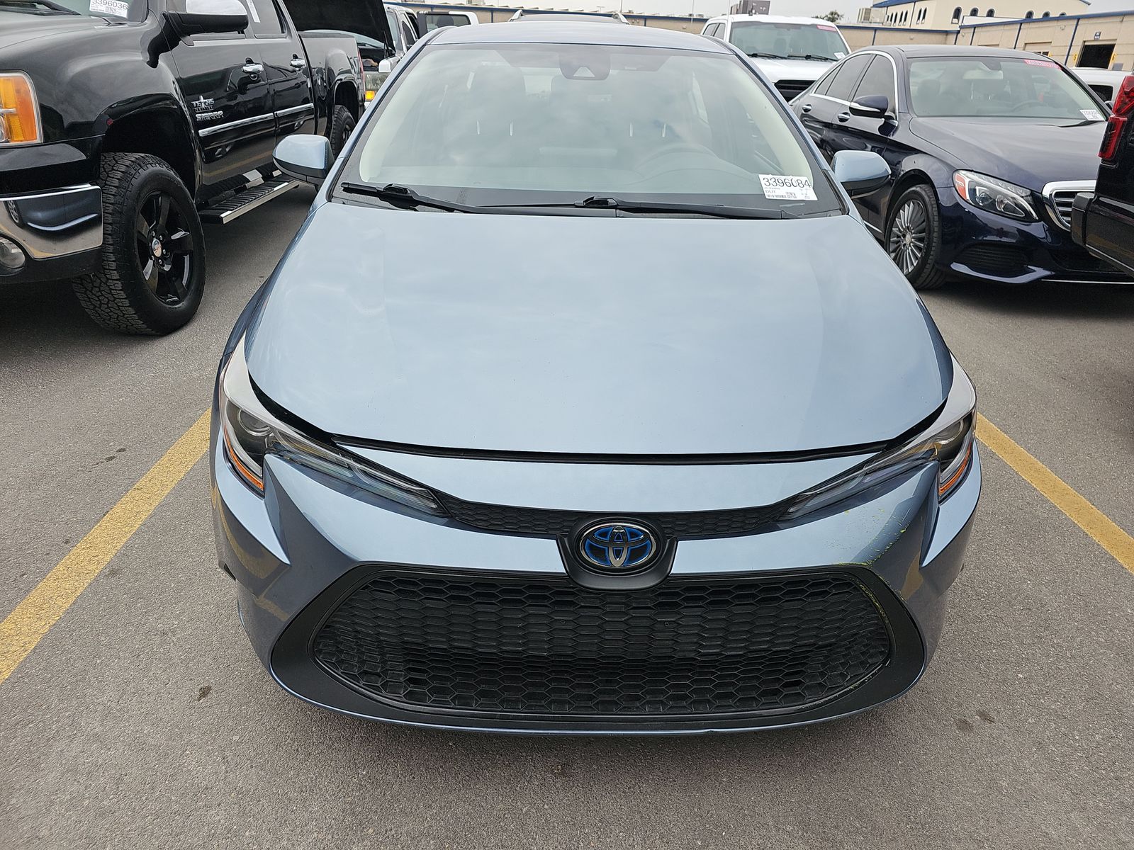 Toyota Corolla 2022 — photo 2