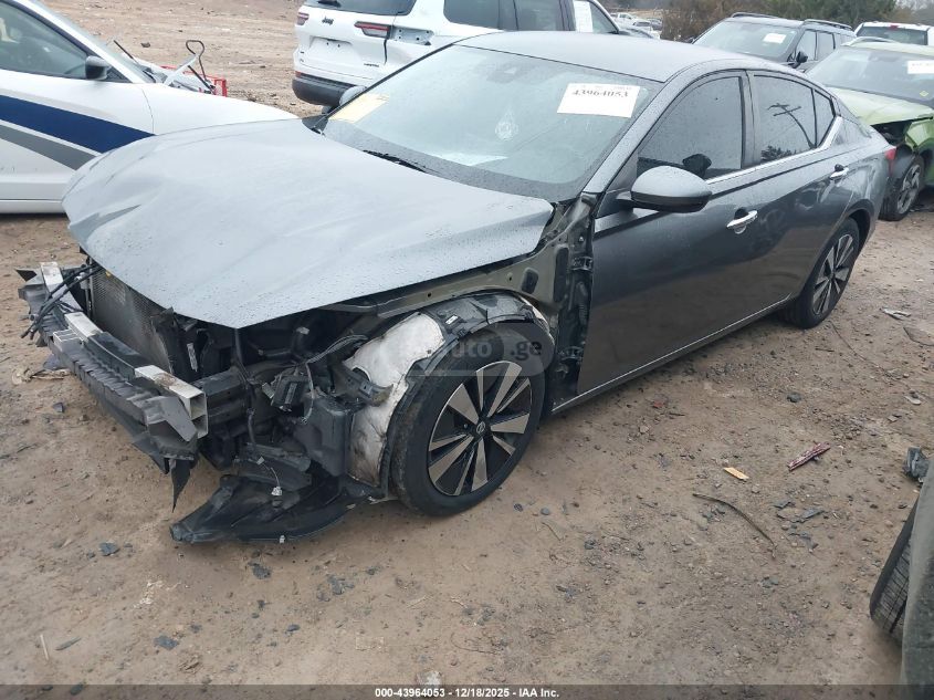 Nissan Altima 2021 — photo 2