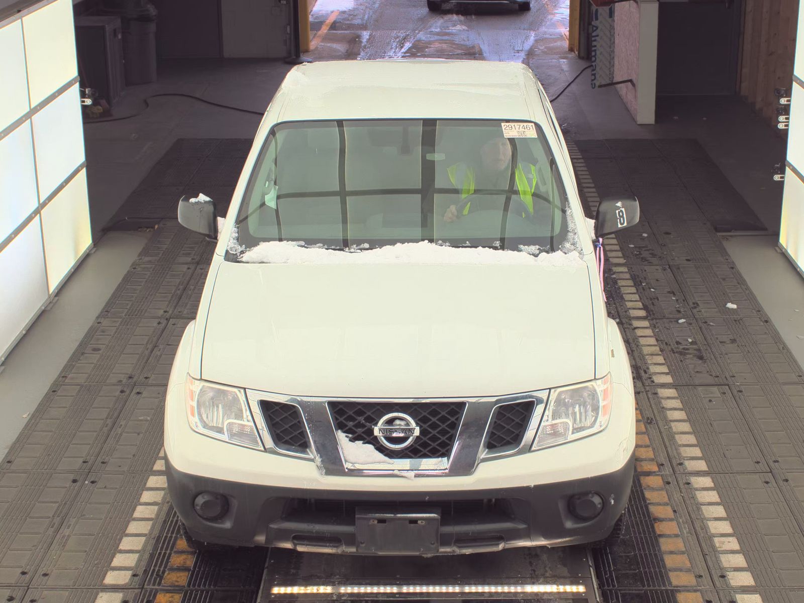 Nissan Frontier 2017 — photo 2