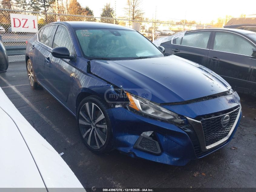 Nissan Altima 2021 — photo 2