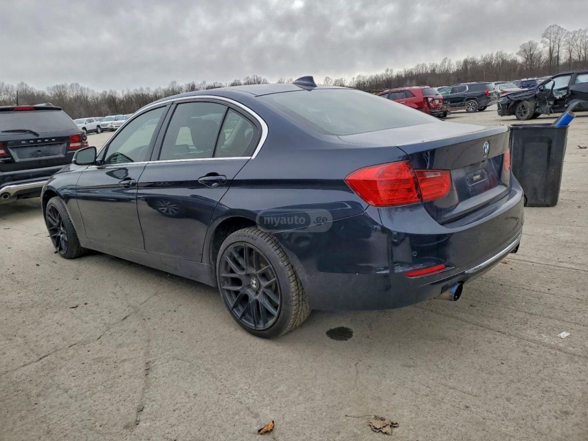 BMW 335 2014 — photo 2