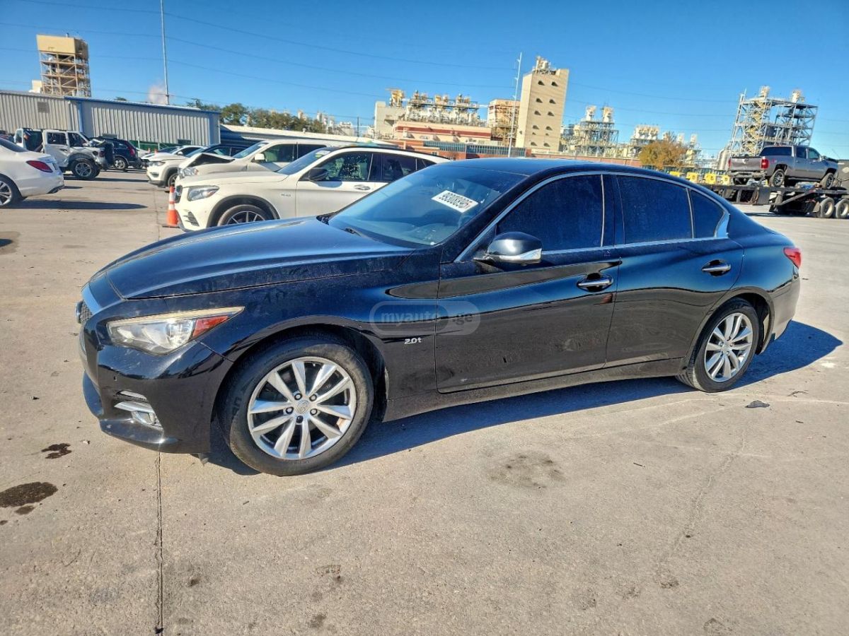 Infiniti Q50