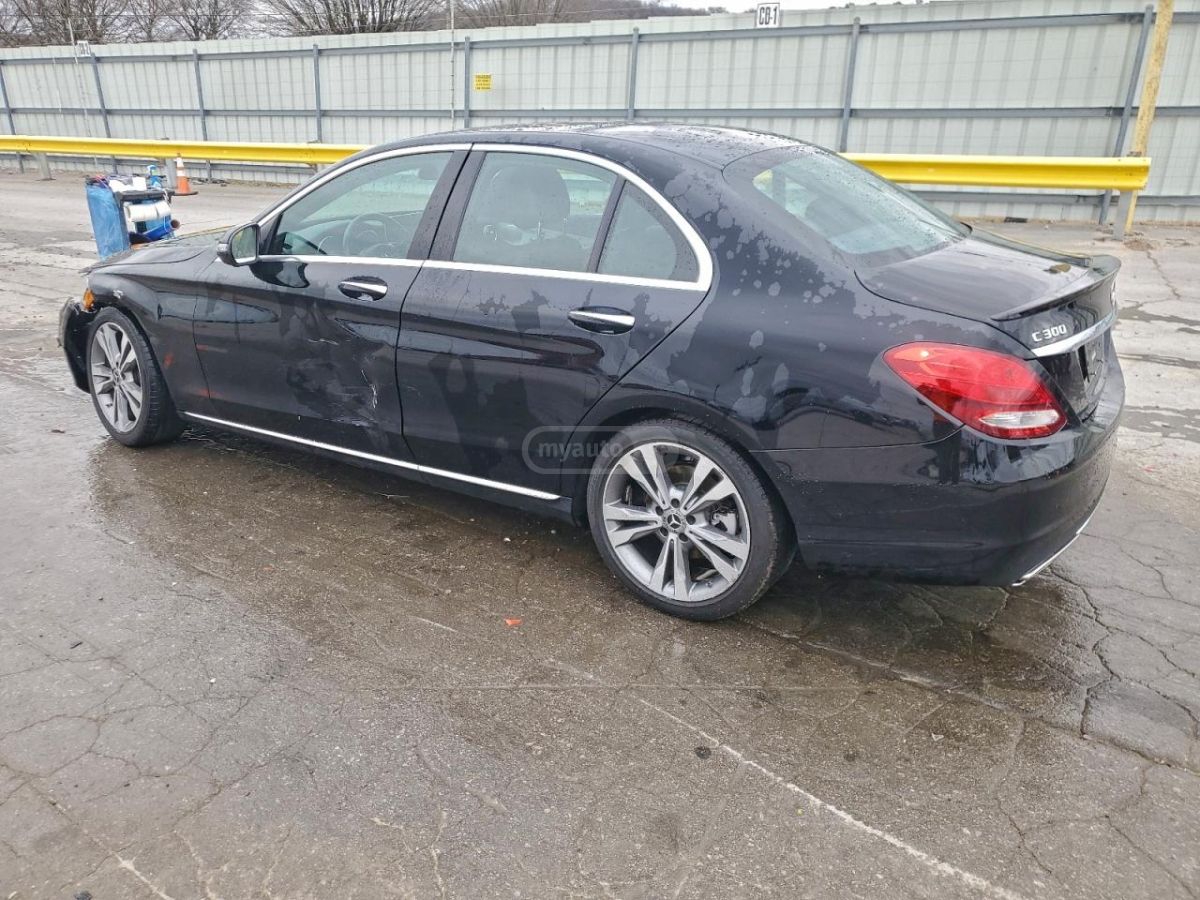 Mercedes-Benz C 30 AMG 2018 — photo 2