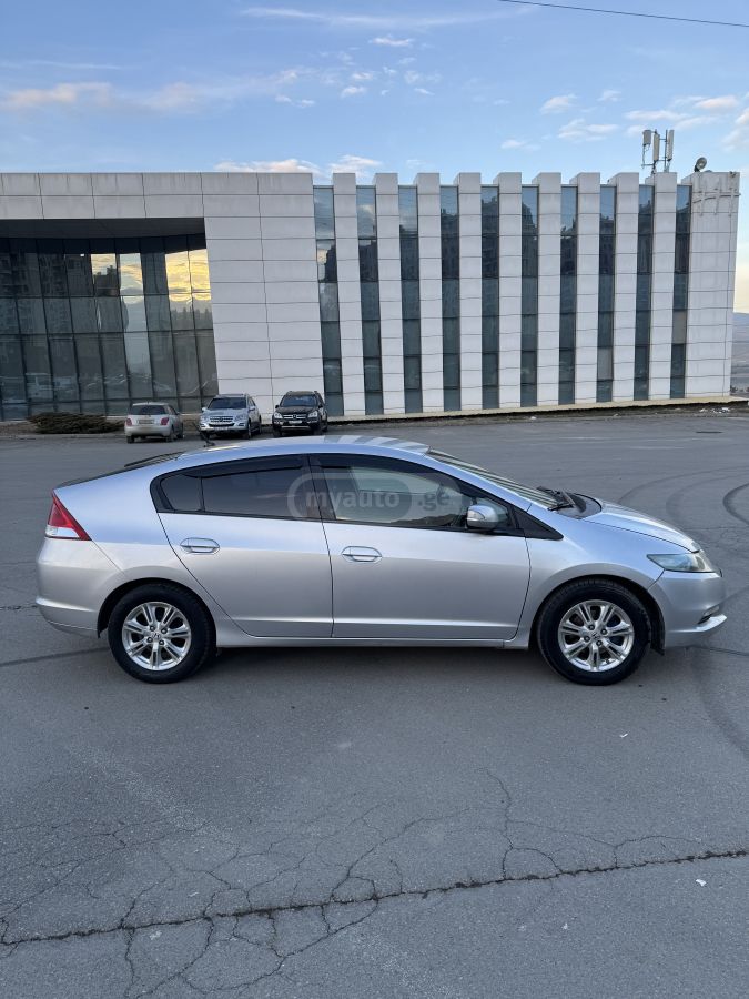 Honda Insight 2010 — photo 2