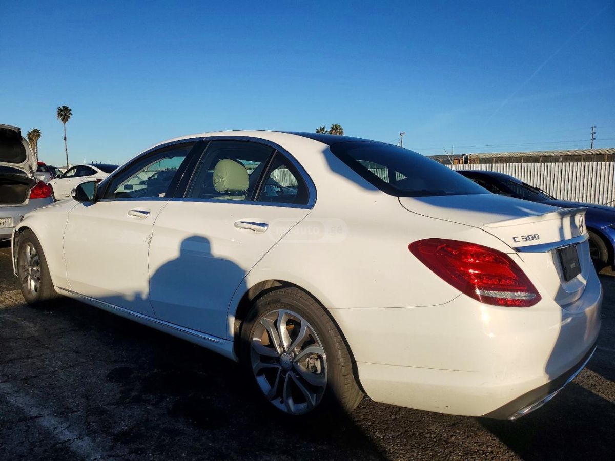 Mercedes-Benz C 30 AMG 2016 — photo 2