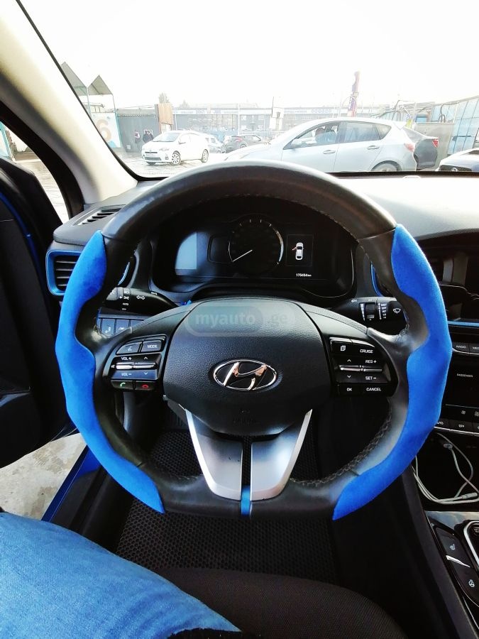 Hyundai Ioniq 2016 — photo 2