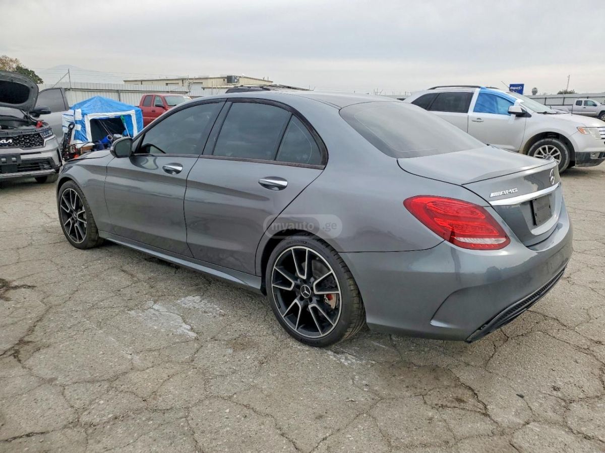 Mercedes-Benz C 43 AMG 2017 — photo 2
