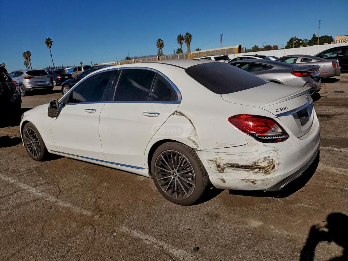 Mercedes-Benz C 30 AMG 2019 — photo 2