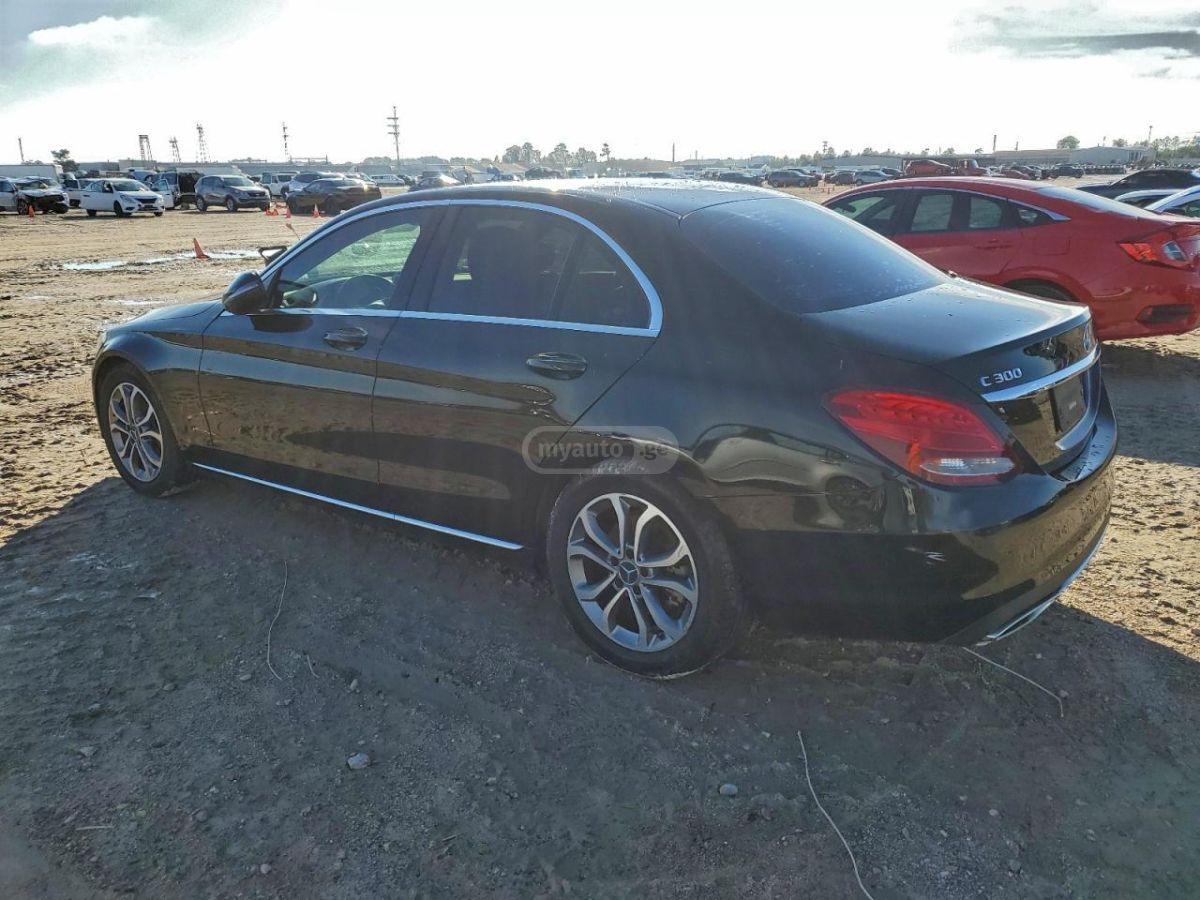 Mercedes-Benz C 30 AMG 2016 — photo 2