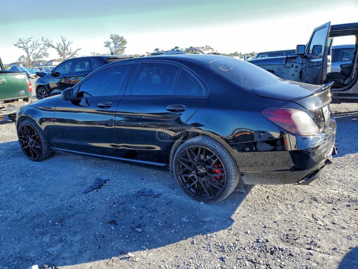 Mercedes-Benz C 30 AMG 2016 — photo 2