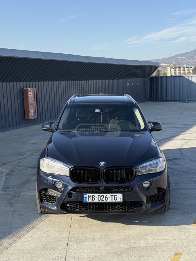 BMW X5 2014 — photo 2