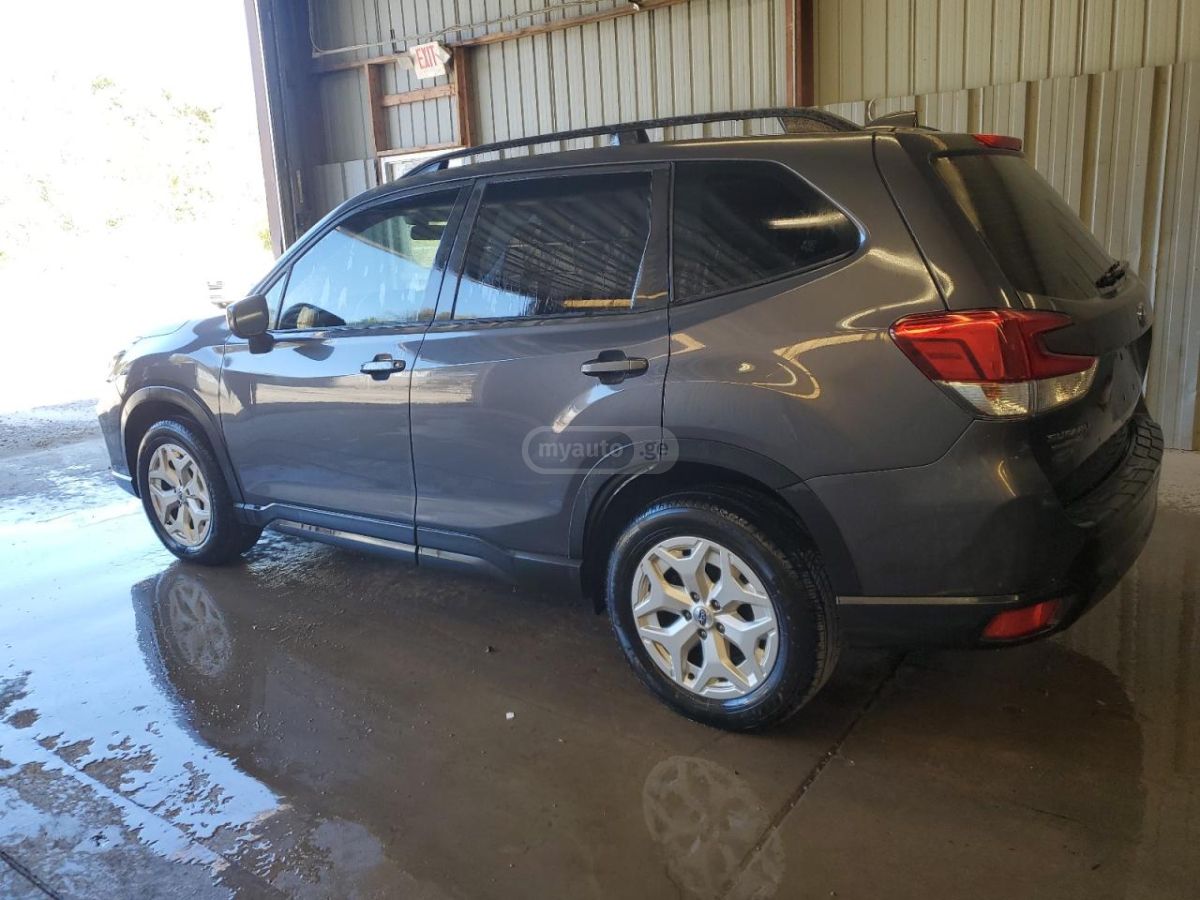 Subaru Forester 2020 — photo 2
