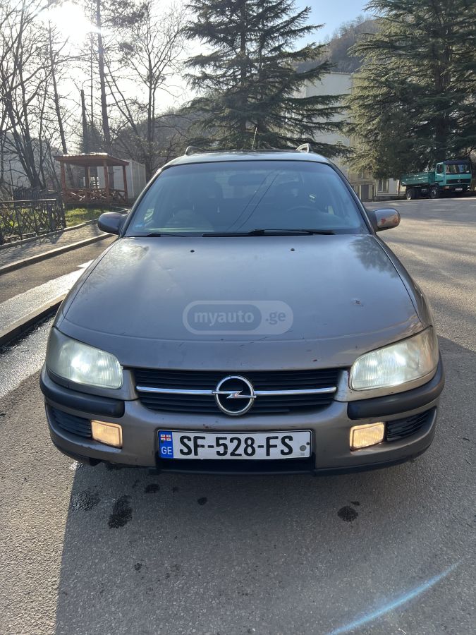 Opel Omega