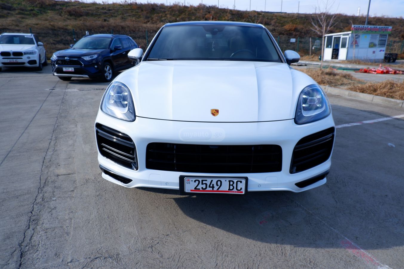 Porsche Cayenne 2022 — photo 2