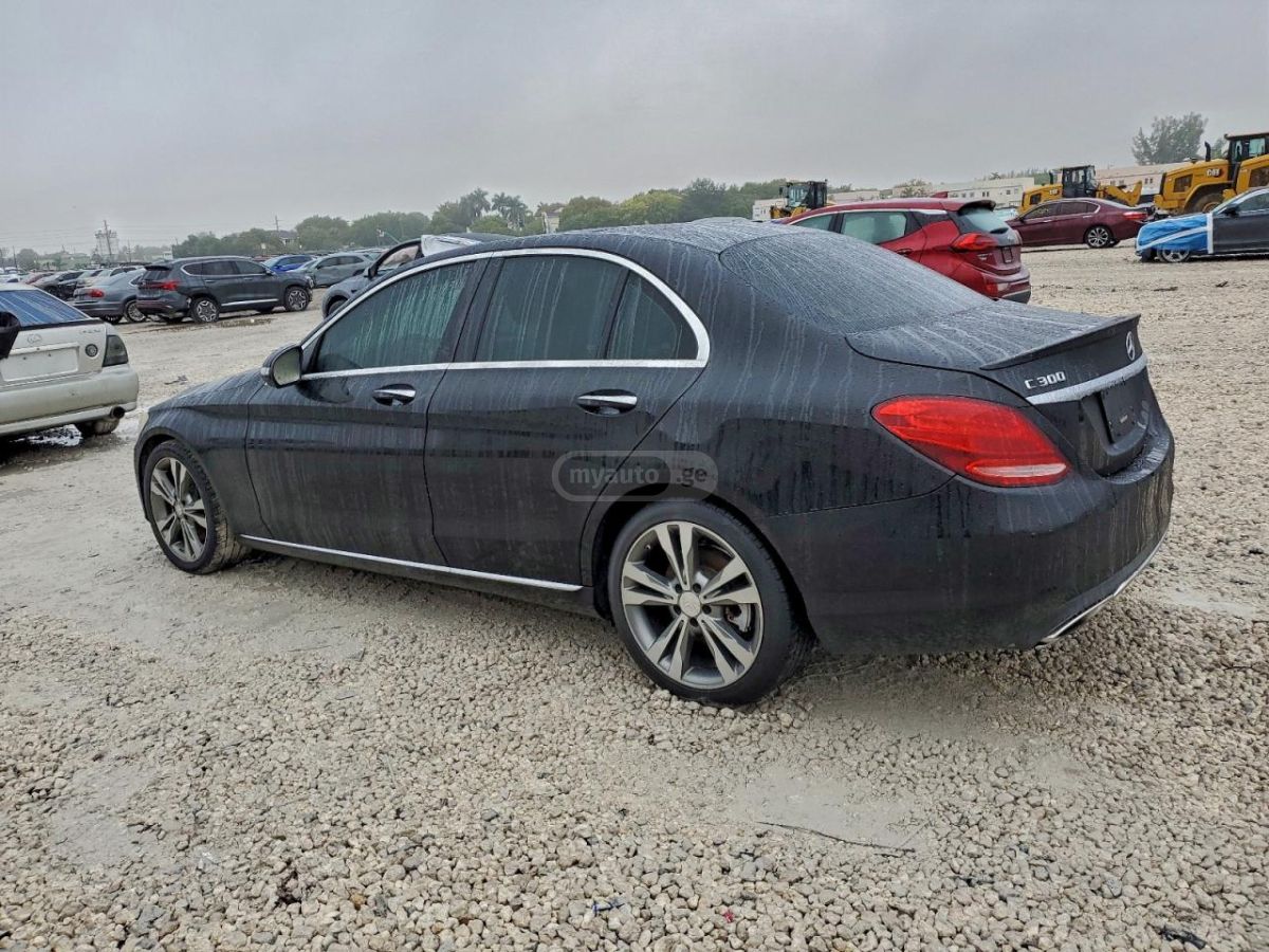 Mercedes-Benz C 30 AMG 2016 — photo 2