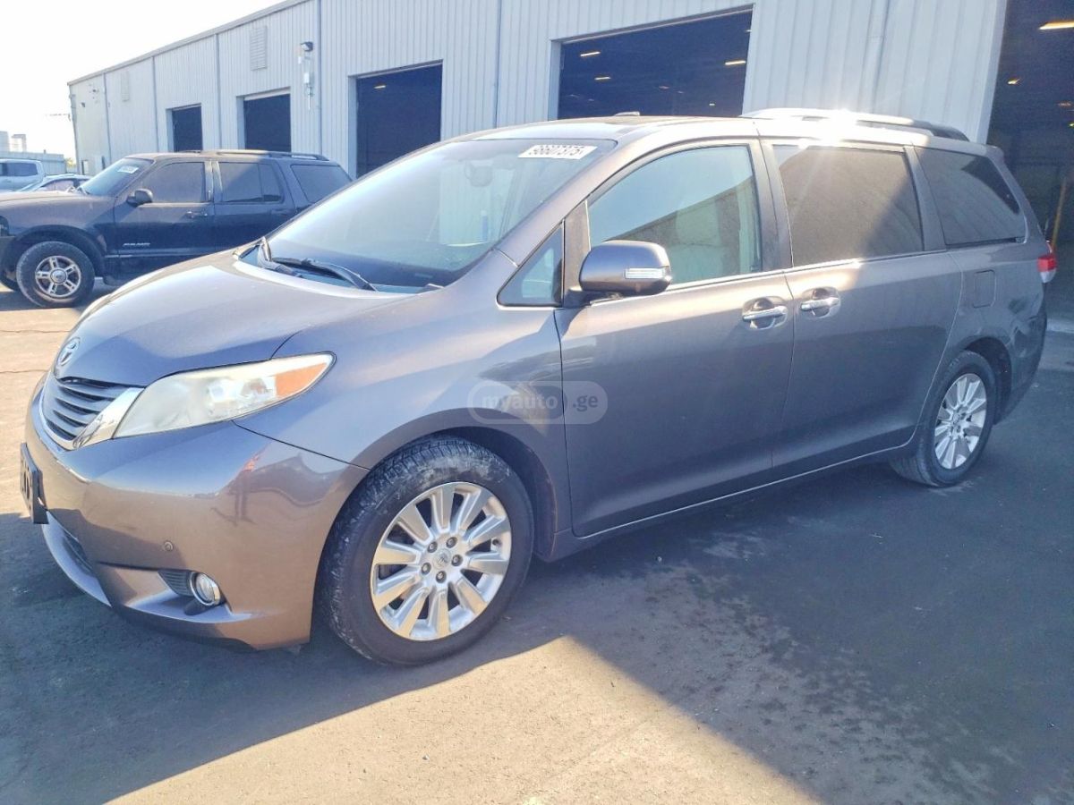 Toyota Sienna