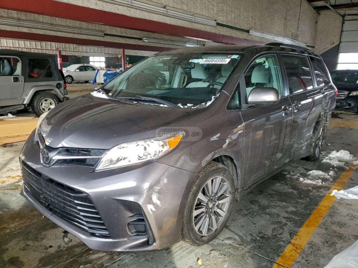 Toyota Sienna