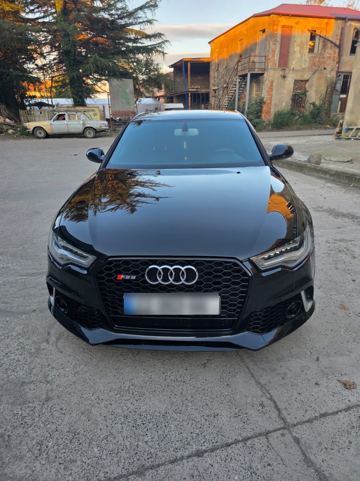 Audi A6 2014 — photo 2