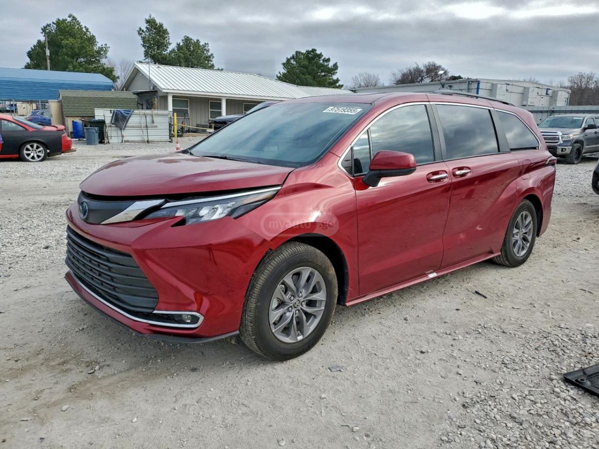 Toyota Sienna