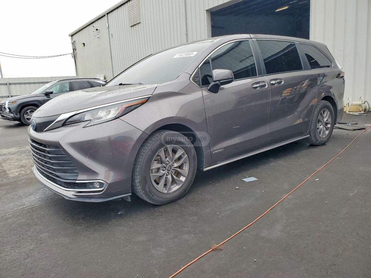 Toyota Sienna