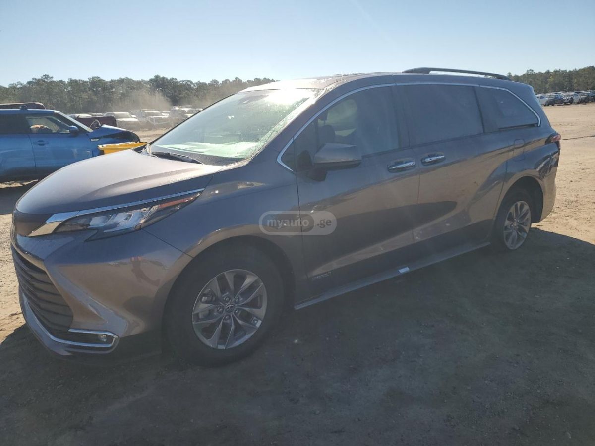 Toyota Sienna