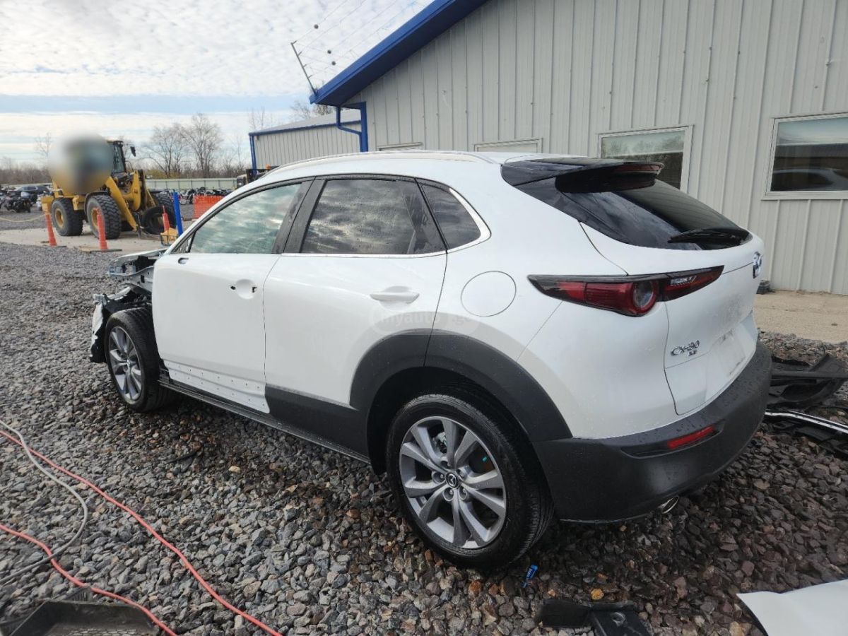 Mazda CX-30 2024 — photo 2