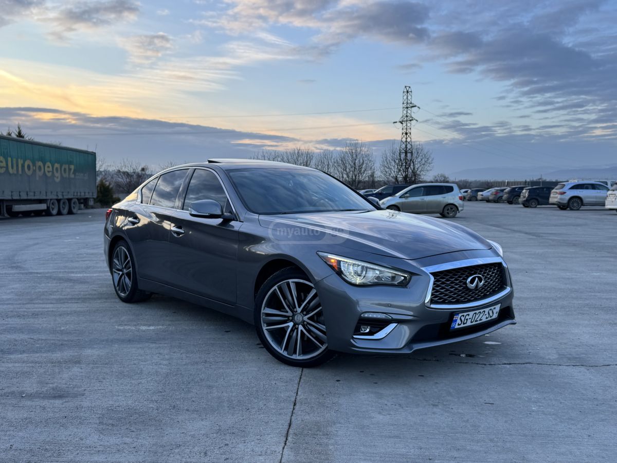 Infiniti Q 50