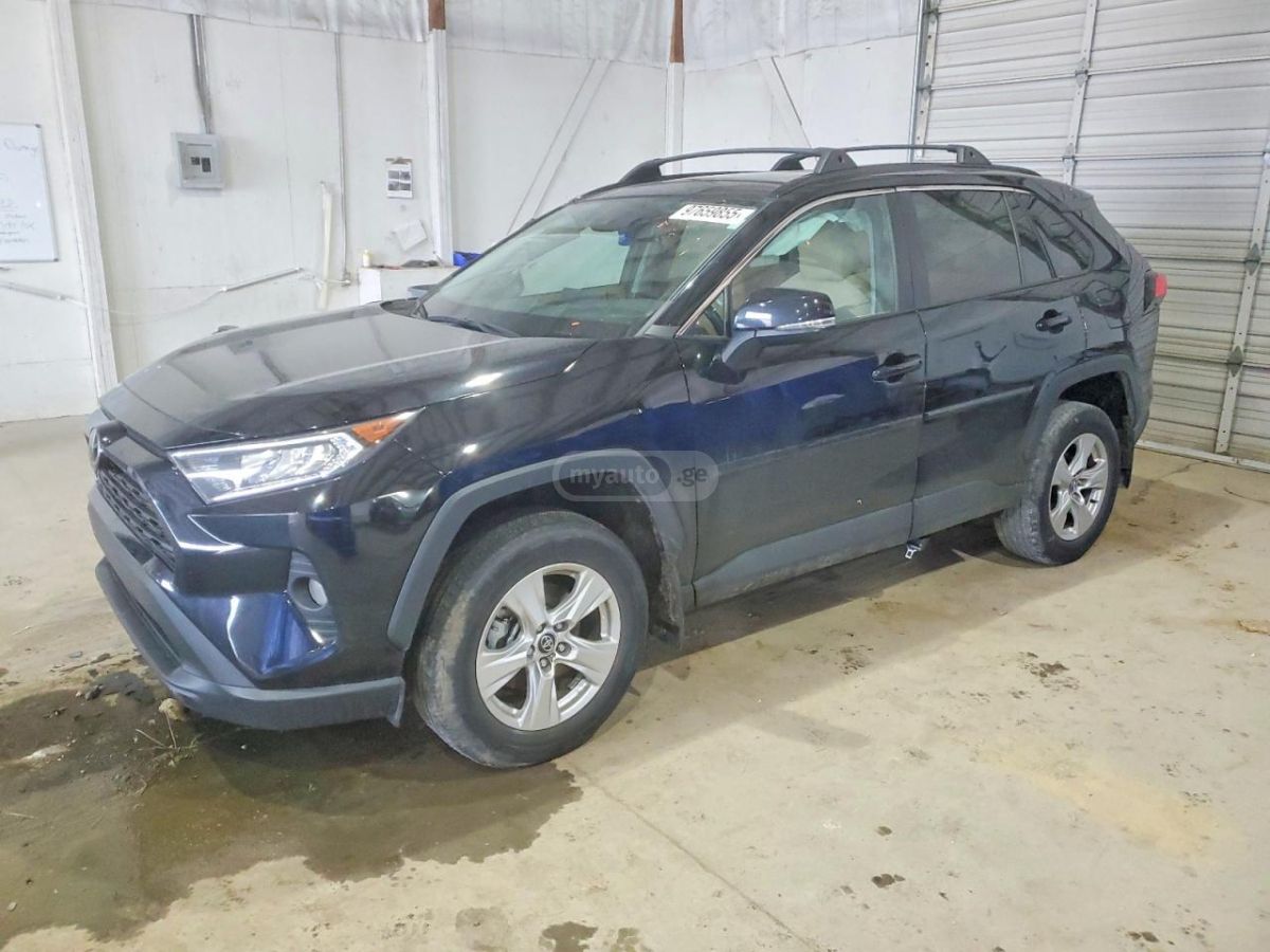 Toyota RAV4 2020 — photo 2