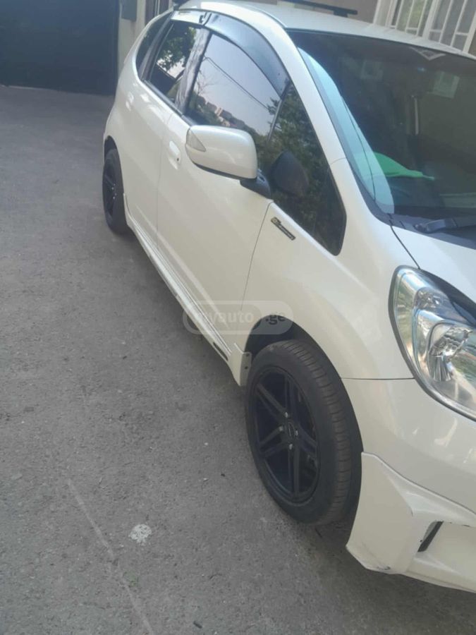 Honda Fit 2012 — photo 2