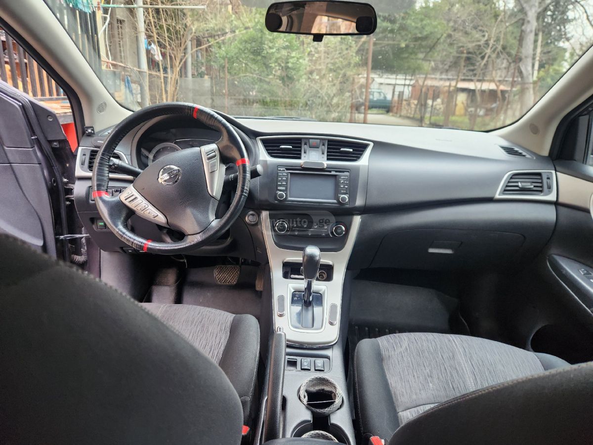 Nissan Sentra