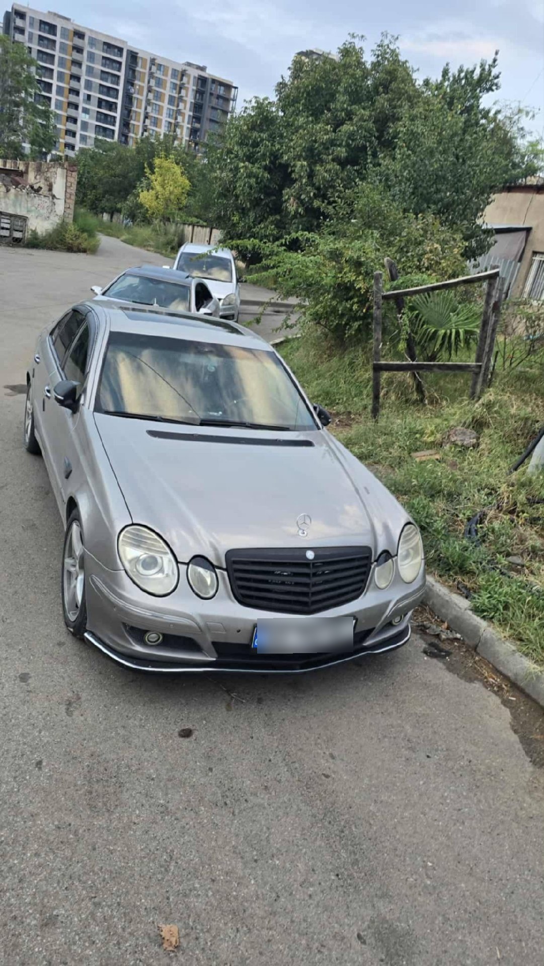 Mercedes-Benz E 200 2007 — photo 2