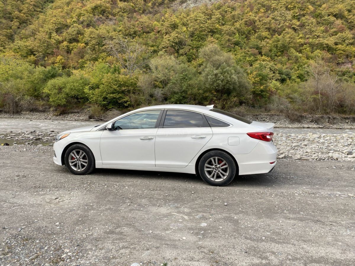 Hyundai Sonata 2015 — photo 2