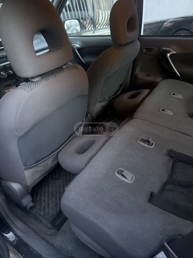 Toyota RAV4 2000 — photo 2