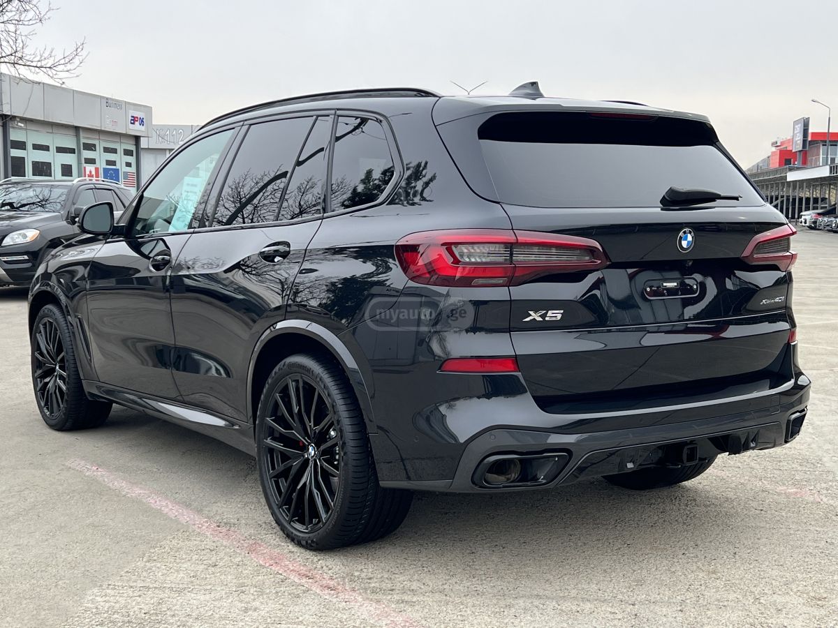BMW X5 2022 — photo 2