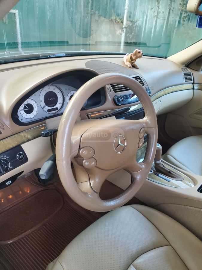 Mercedes-Benz E 350 2008 — photo 2