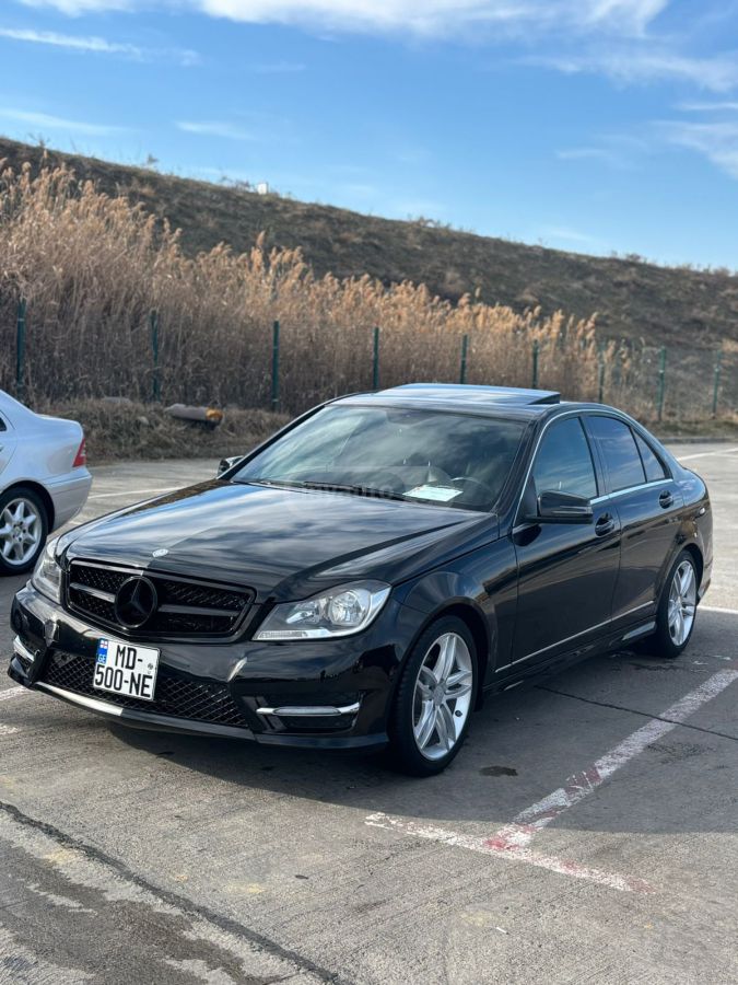 Mercedes-Benz C 250 2014 — photo 2