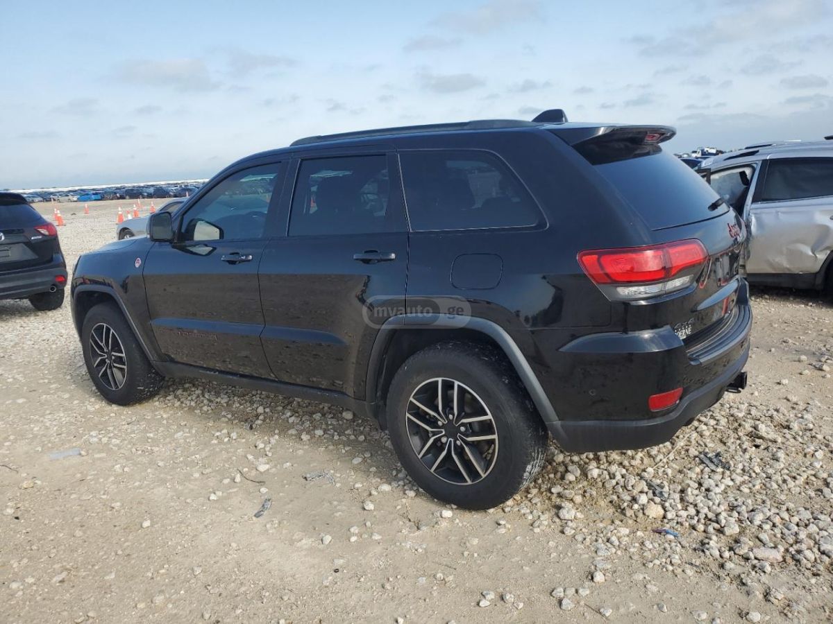 Jeep Grand Cherokee 2020 — photo 2