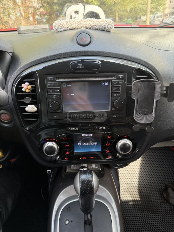 Nissan Juke 2012 — photo 2