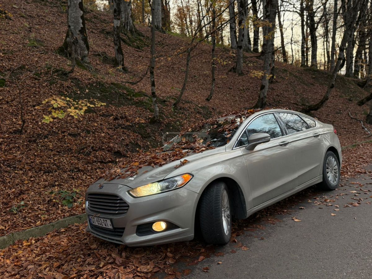 Ford Fusion 2014 — photo 2